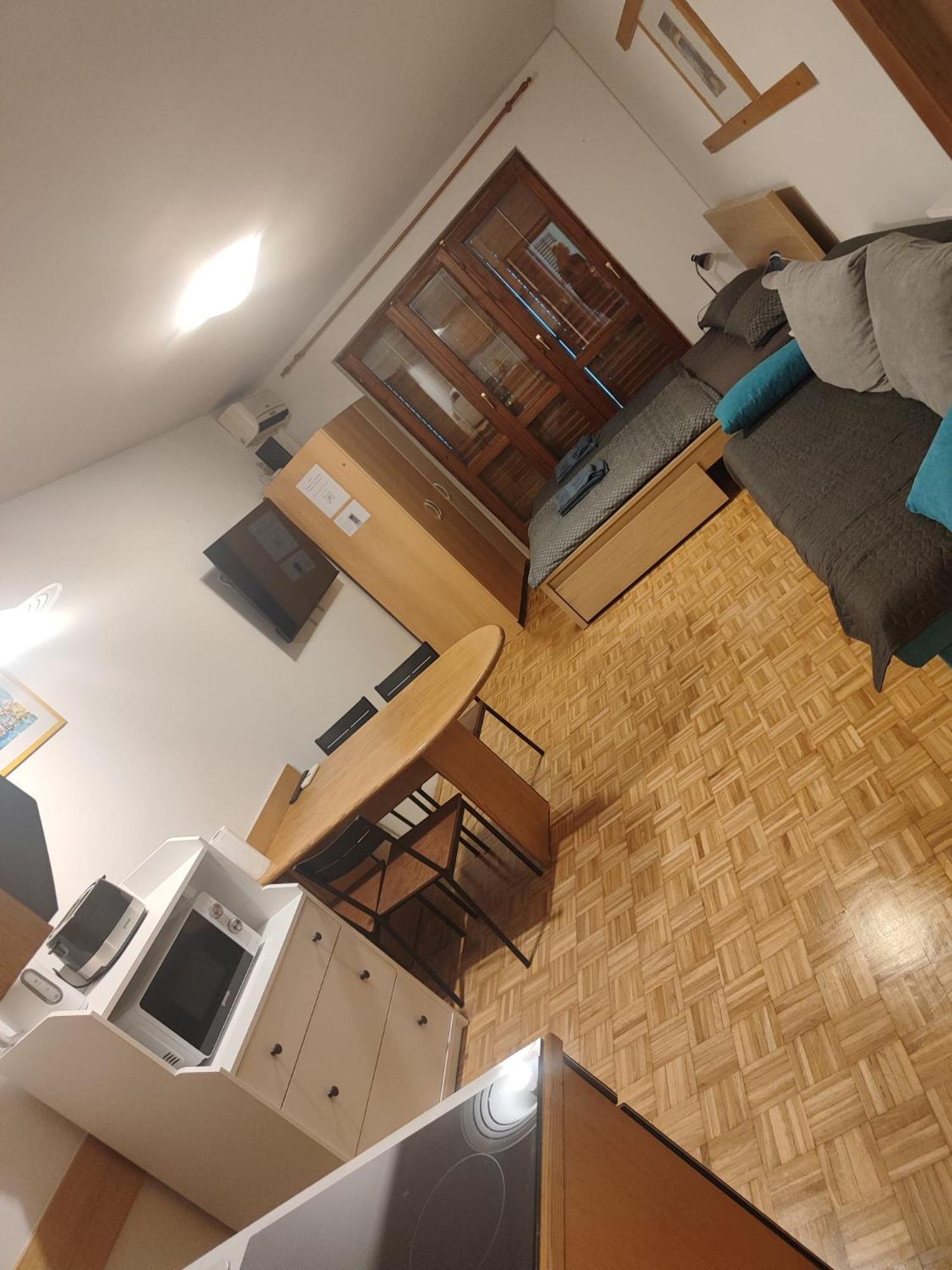 Apartma Luka With Private Parking Izola Kültér fotó